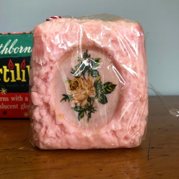 MCM Rose PartiLite Candle - Picture 6 of 15